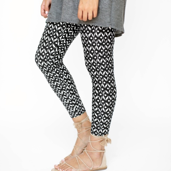 NWT Agnes and Dora Mini IKAT Hop the Bop L… - Picture 2 of 3